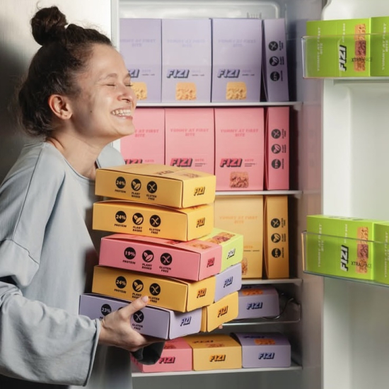 Протеиновые батончики CHOCO ALMOND BOX FIZI 10 шт Протеиновые батончики CHOCO ALMOND BOX FIZI 10 шт
