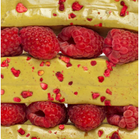 Протеиновые батончики со вкусом матчи MATCHA RASPBERRY BOX FIZI 10 шт  