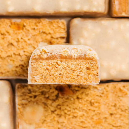 Низкоуглеводные батончики SALTED CARAMEL BOX FIZI 12 шт 